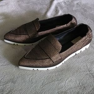 AGL Micro Pointed Toe Loafers